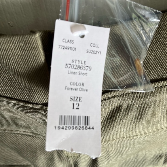 NWT White House Black Market linen short size 12 - Picture 3 of 6